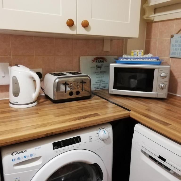 شقة A Summer Place - Spacious Maisonette, Central Whitby, Sleeps 4, Close To Amenities المظهر الخارجي الصورة